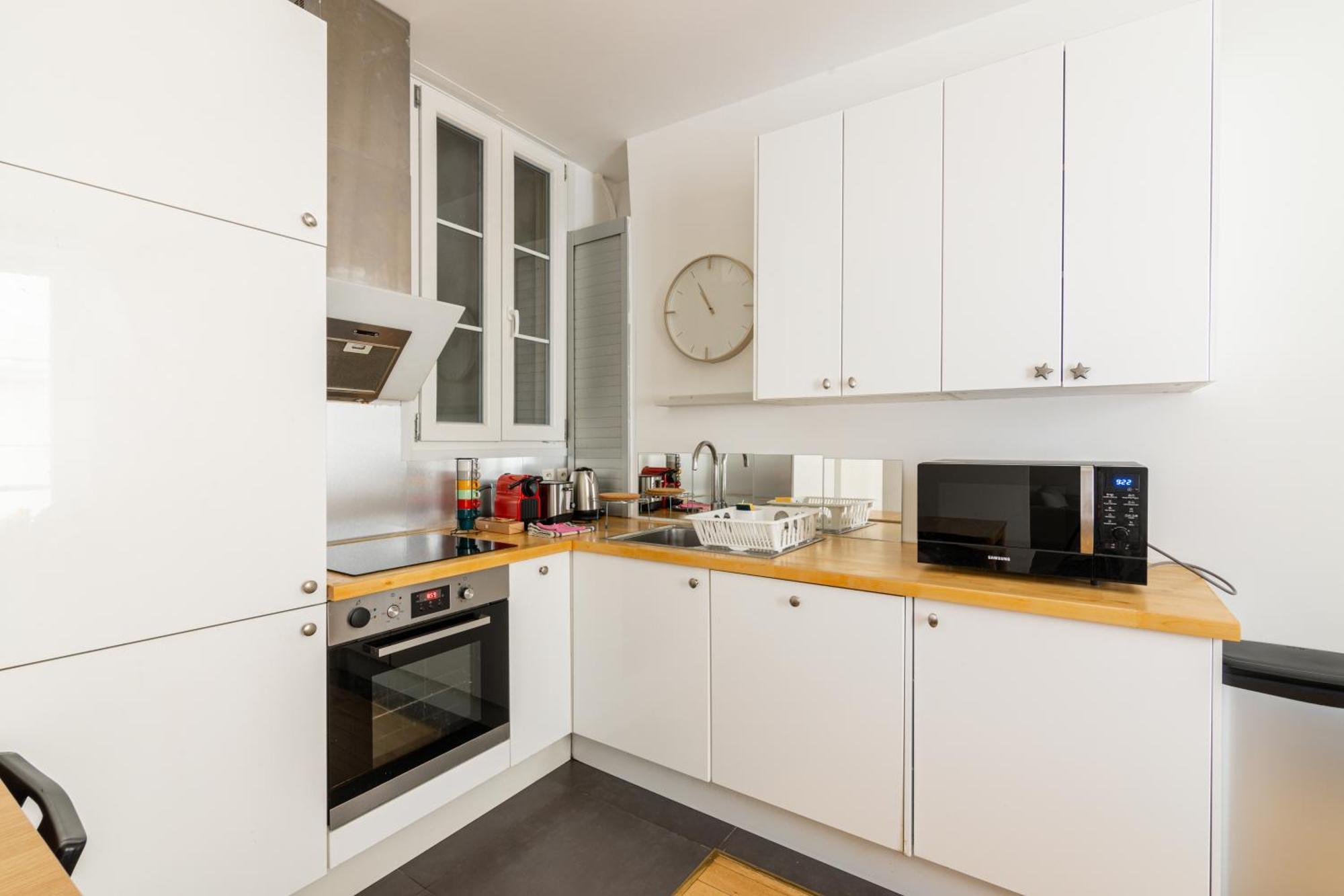 Luxurious 1 Bedroom Republique Vinaigriers Free Netflix Paris Luaran gambar