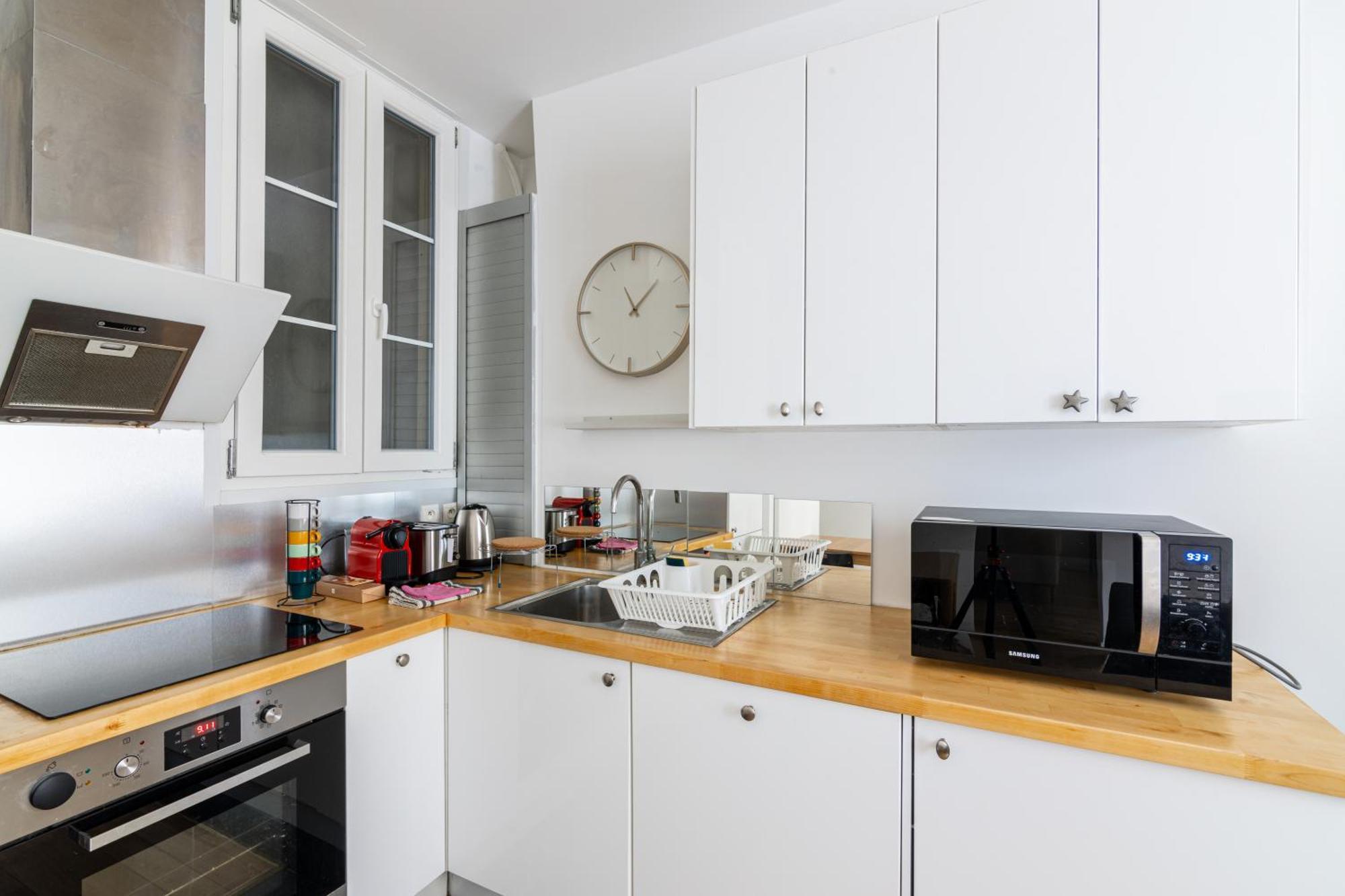 Luxurious 1 Bedroom Republique Vinaigriers Free Netflix Paris Luaran gambar